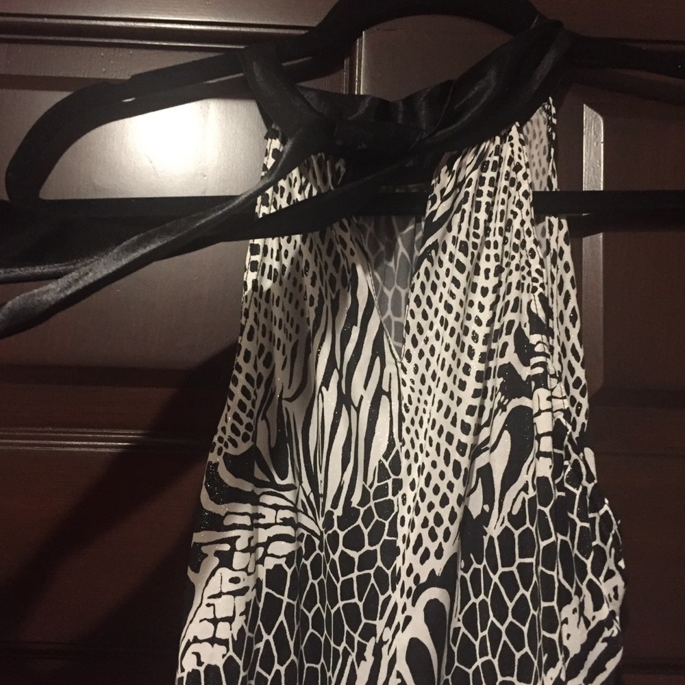 Dress - Picture 4 of 5